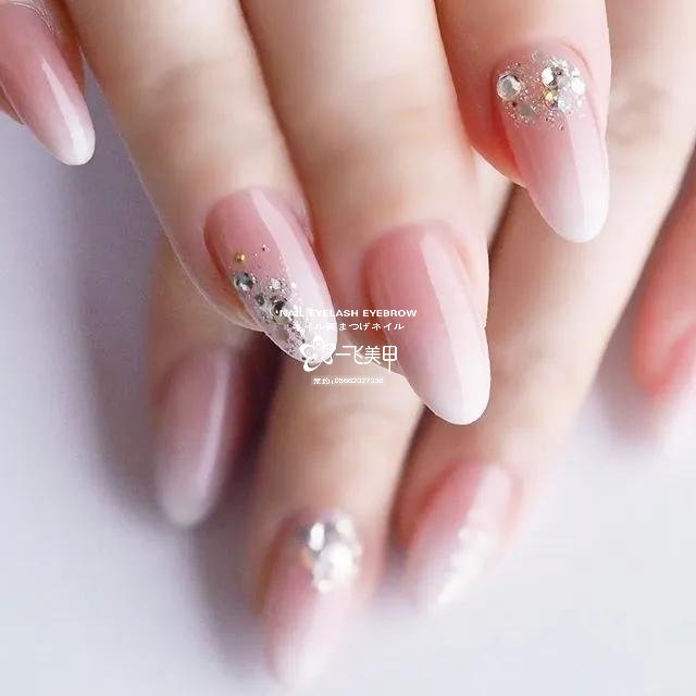 精致girl必做的簡(jiǎn)約風(fēng)美甲，超百搭