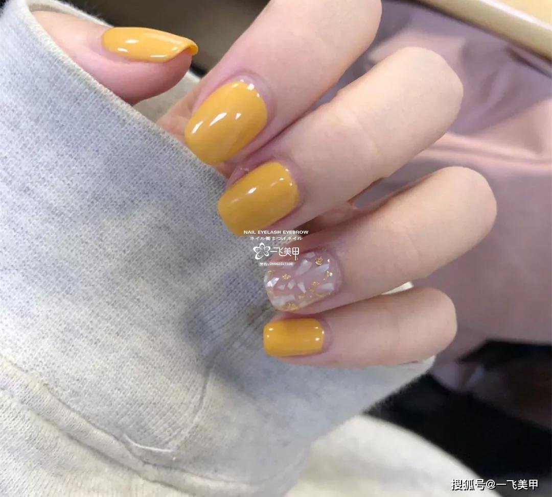 姜黃色跳色美甲，真的美炸了！
