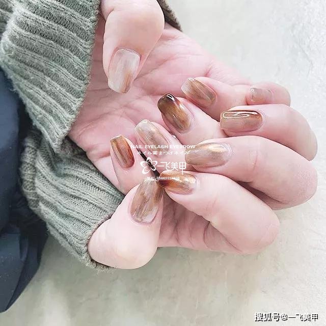像油畫一樣的臟臟甲，臟得很高級！