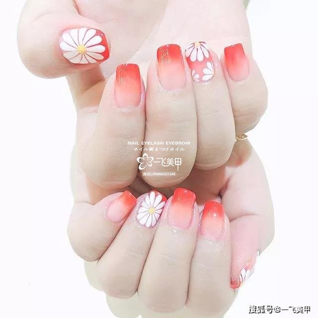 雛菊元素在春天做在手上，那是一種春的氣息