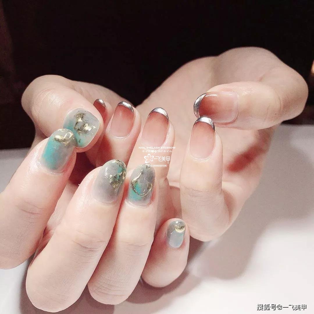 ins風(fēng)AB款美甲？不對(duì)稱也好看！