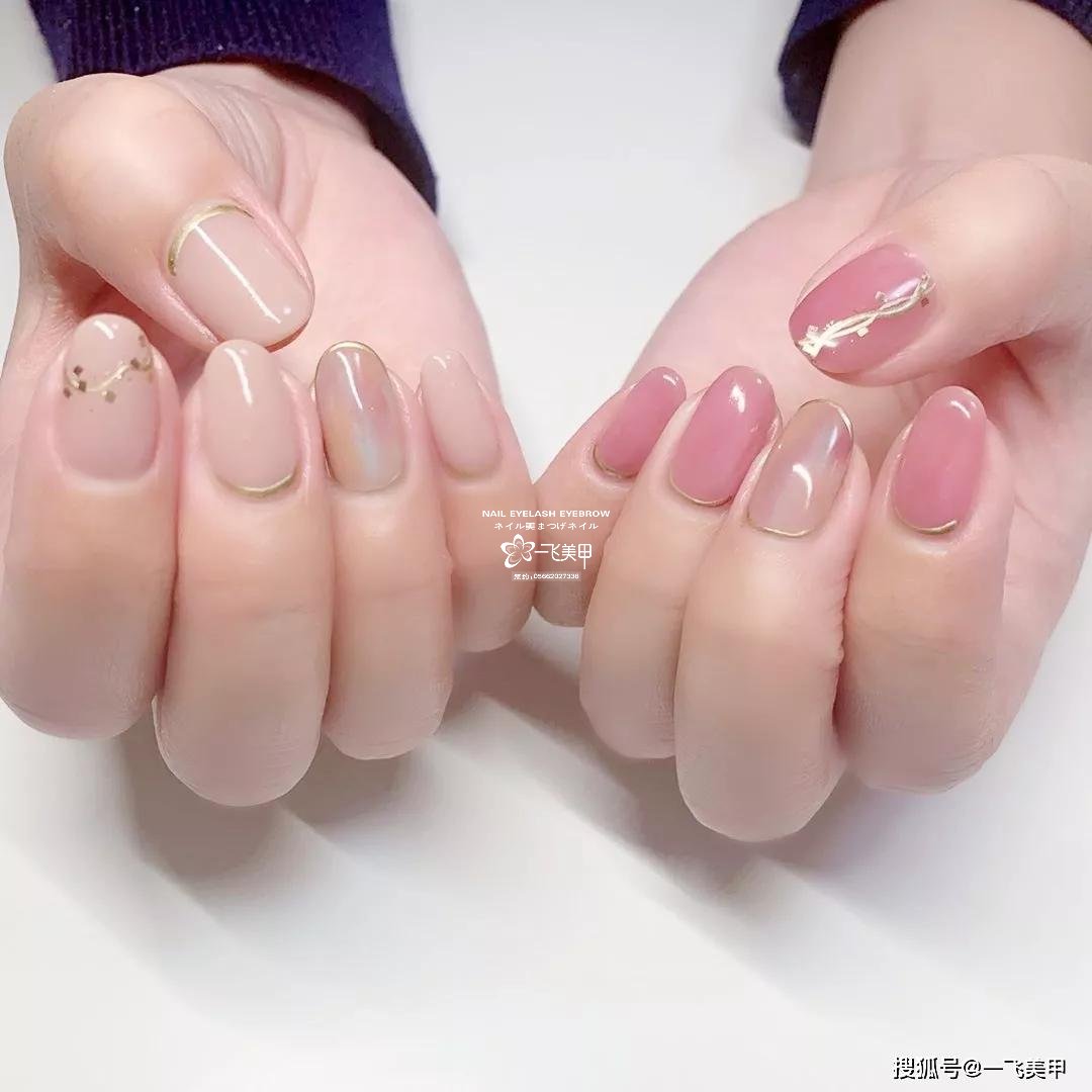 ins風(fēng)AB款美甲？不對(duì)稱也好看！