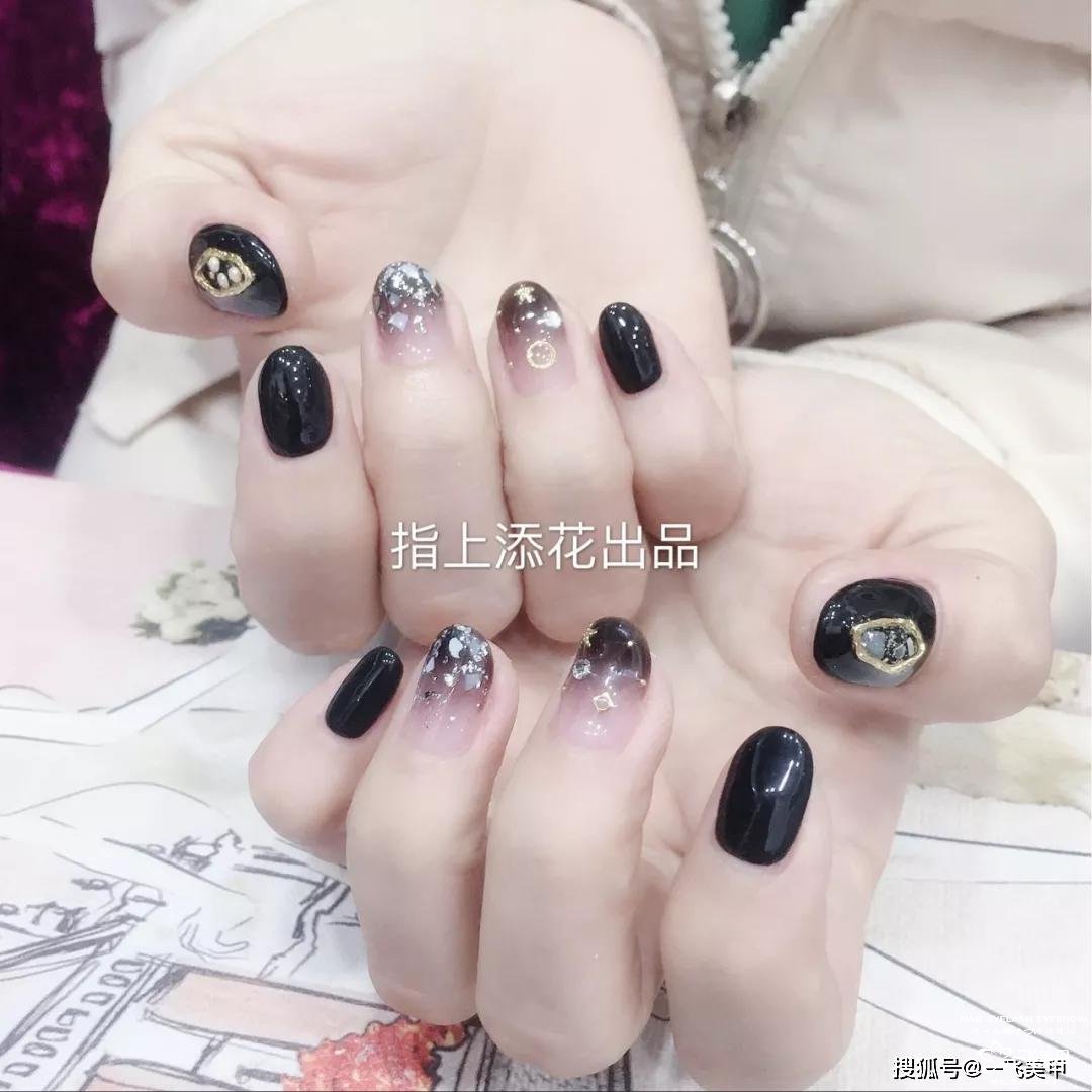 我的天?。【尤缓谏兰滓部蛇@樣溫柔好看呢