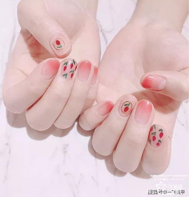 初春做漸變美甲，真的很美~