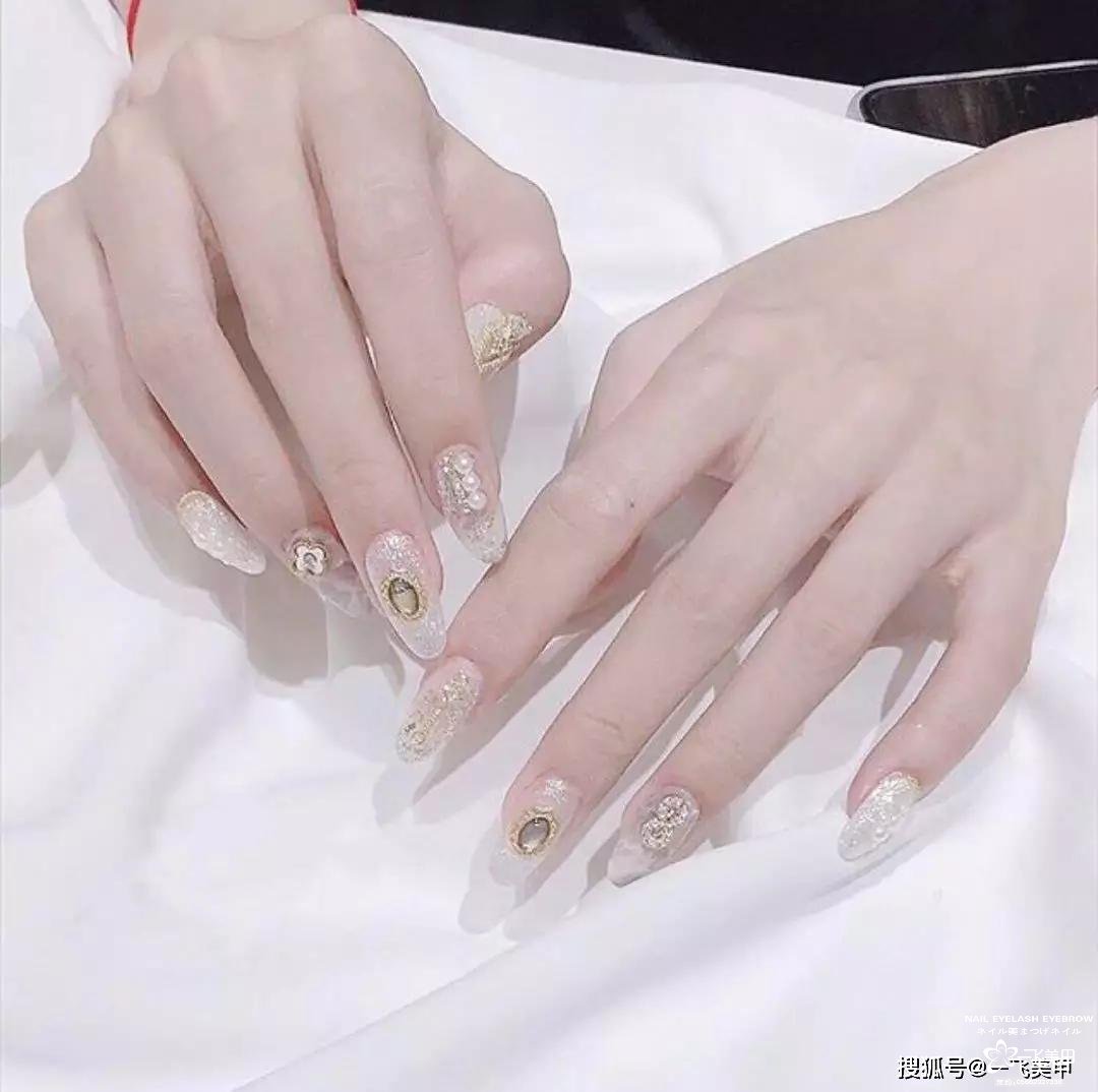 新娘美甲，實(shí)用短款