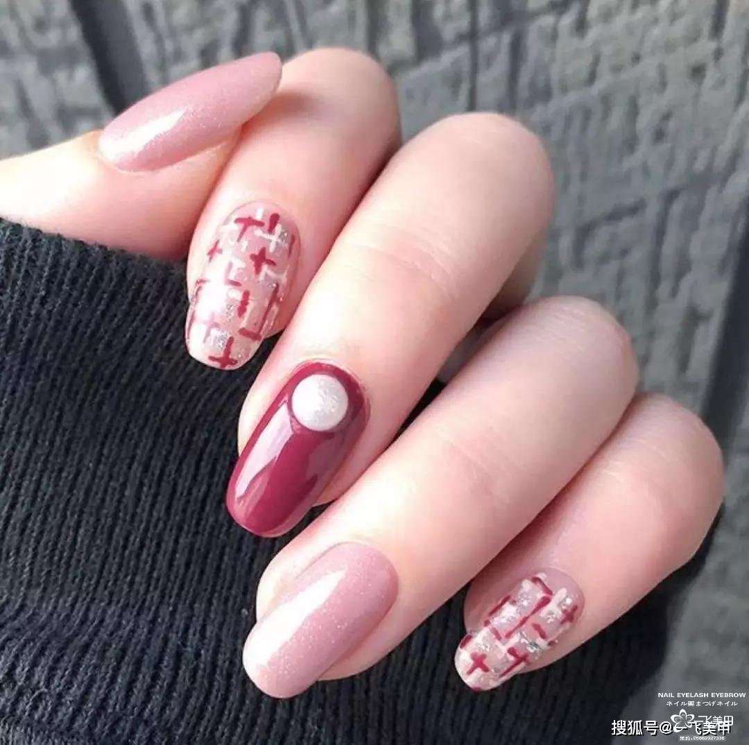 一眼識別的的小香風(fēng)美甲，優(yōu)雅有氣質(zhì)！