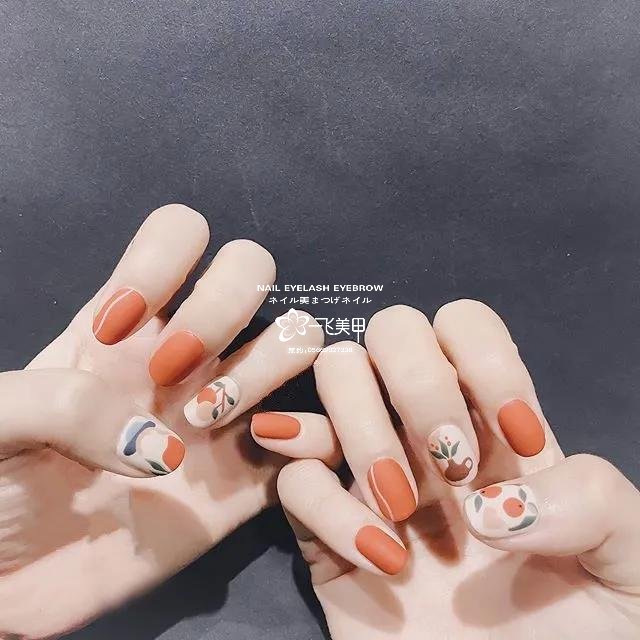 南方的姑娘，讓我們一起來做個汽水色美甲吧