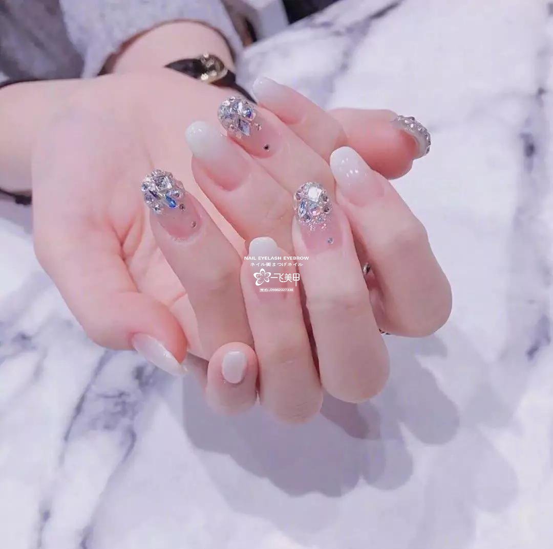 疫情快結(jié)束啦！推遲結(jié)婚的新人快來選新娘甲