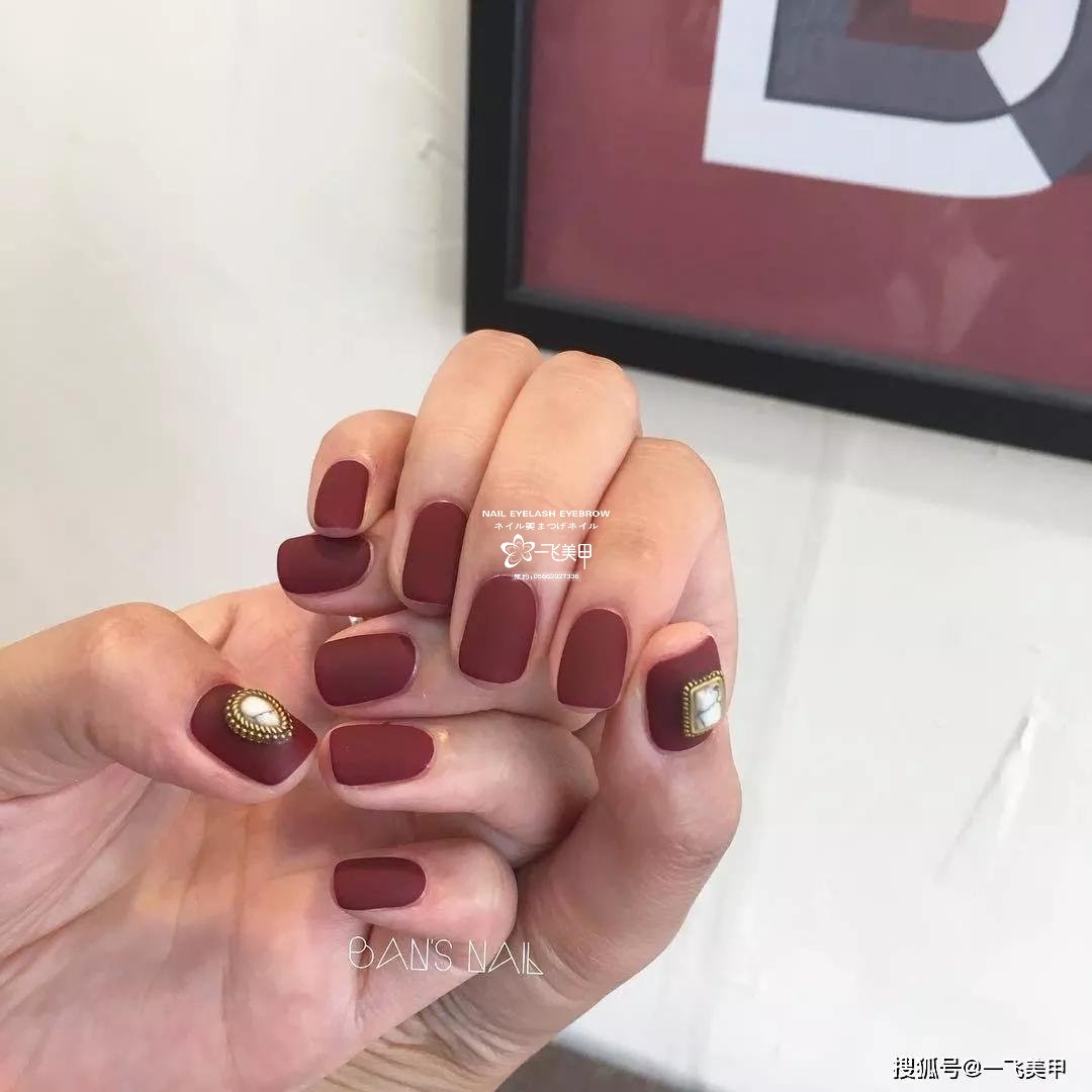 作為資深美甲師如何才能把美甲搭出高級感？