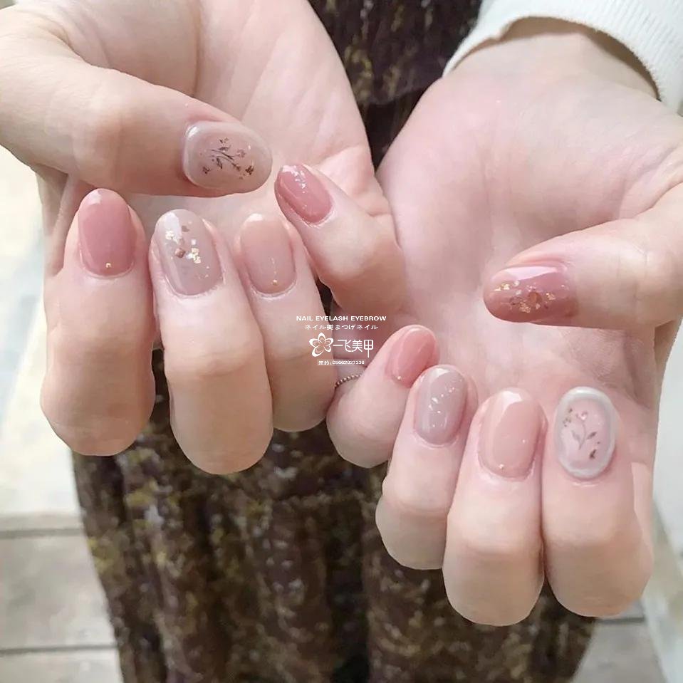上班族春季美甲，選這些不會(huì)錯(cuò)！