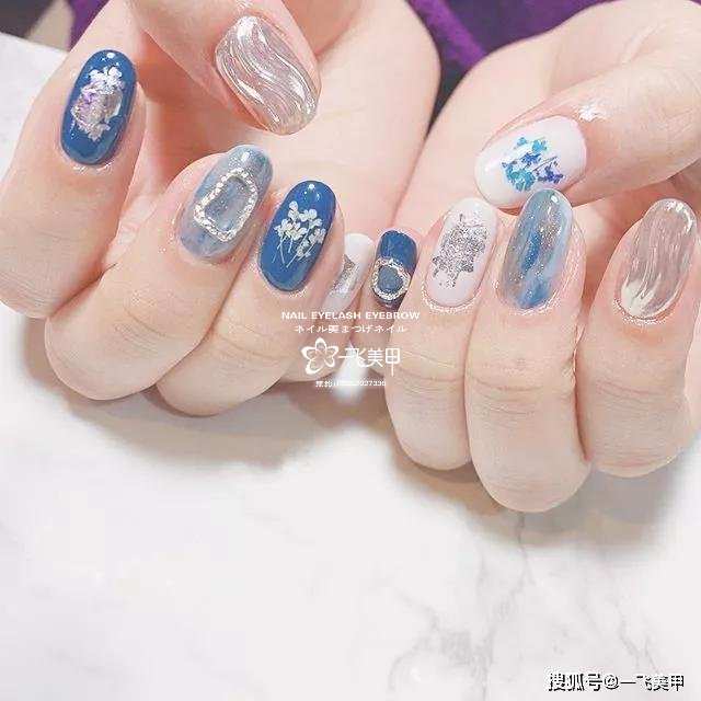 干花美甲要怎么搭才好看呢？