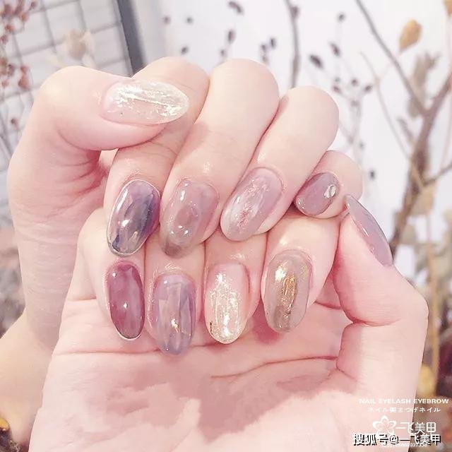 超仙氣的透感碎玻璃美甲，誰做誰美