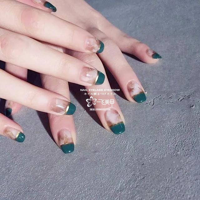 超顯手白系列！承包你的春季美甲！