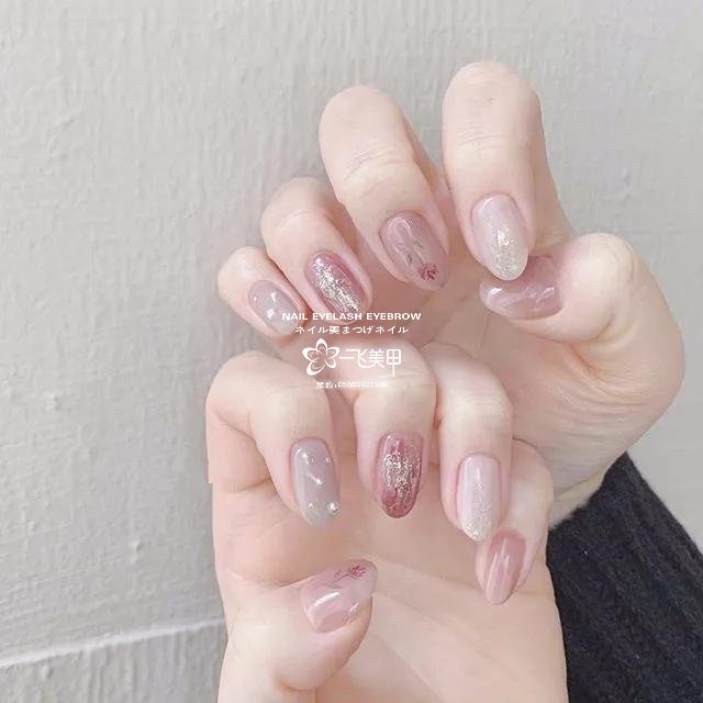 早春ins風(fēng)美甲！就愛這種簡約派