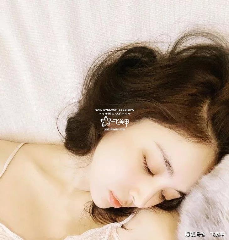 驚呆了！女明星宅在家做這件事瘦到了90斤，你們信不信？
