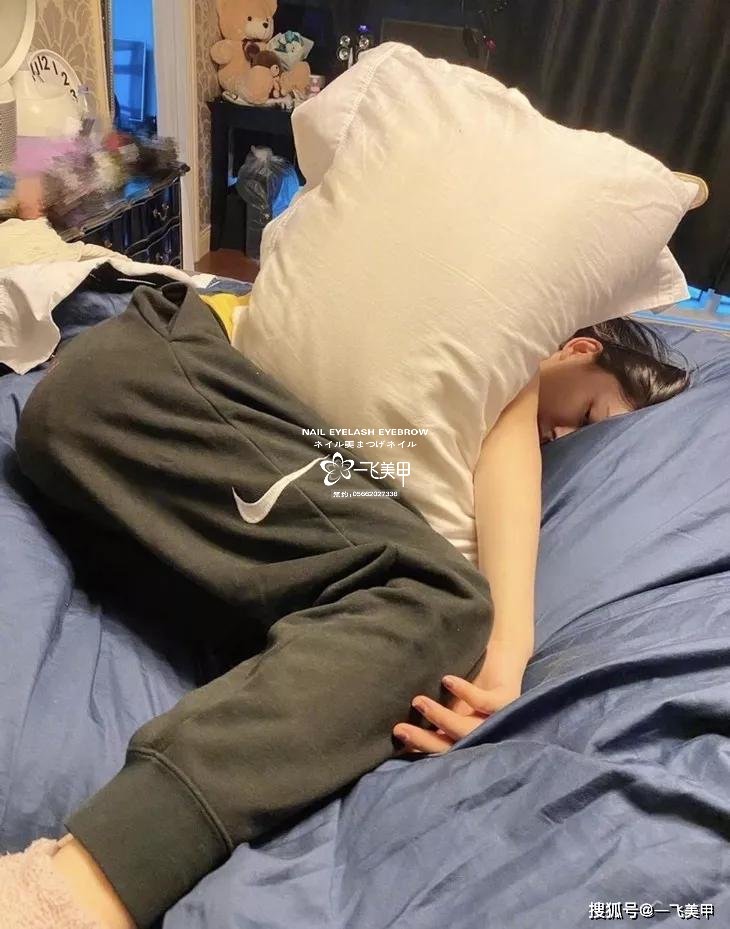 驚呆了！女明星宅在家做這件事瘦到了90斤，你們信不信？
