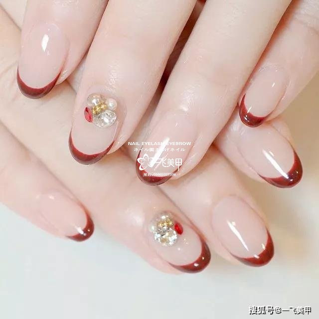 極簡風法式美甲！太高級了！