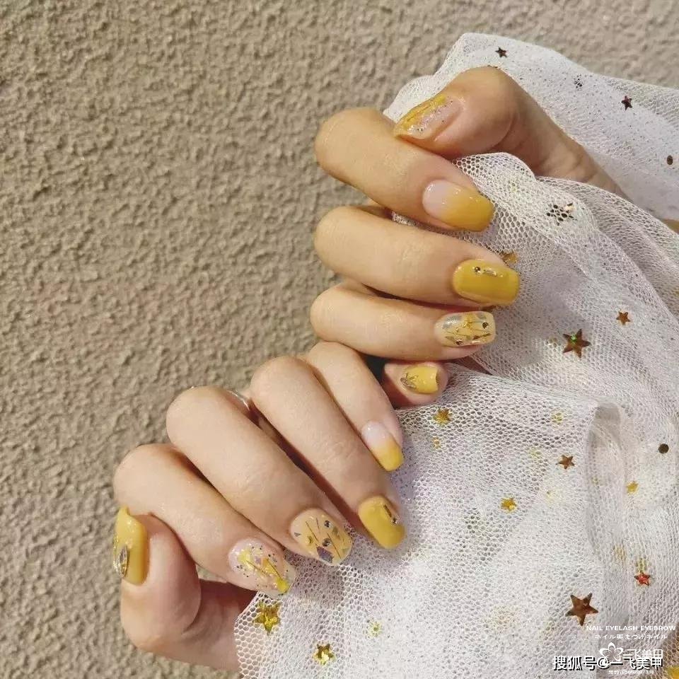 疫情結(jié)束后 上班美甲這樣做 工資翻一翻......