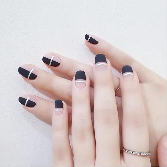 lisa是什么寶藏女孩啊，同款美甲也太種草了吧