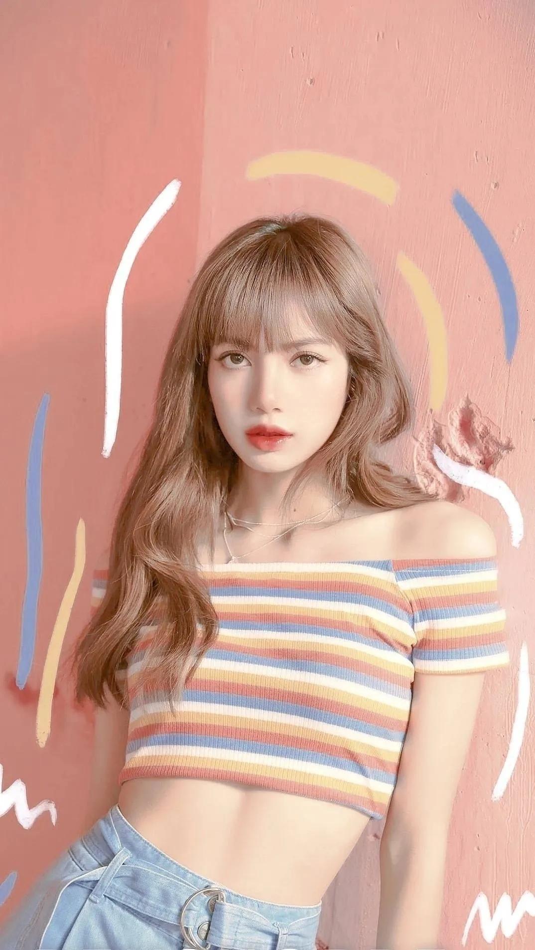 lisa是什么寶藏女孩啊，同款美甲也太種草了吧