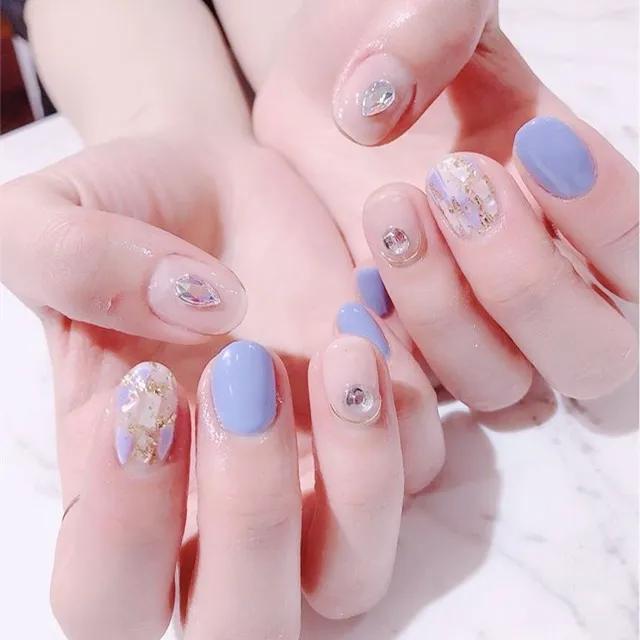 如何把春夏裝進(jìn)美甲里？糖果色系做到了