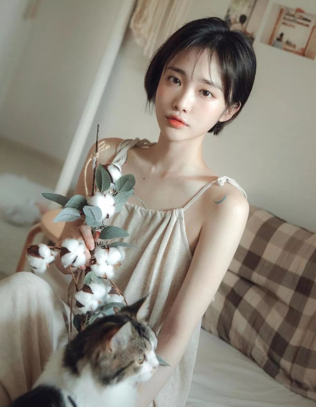 不要再亂剪頭發(fā)了 ！這4款發(fā)型巨洋氣 ！