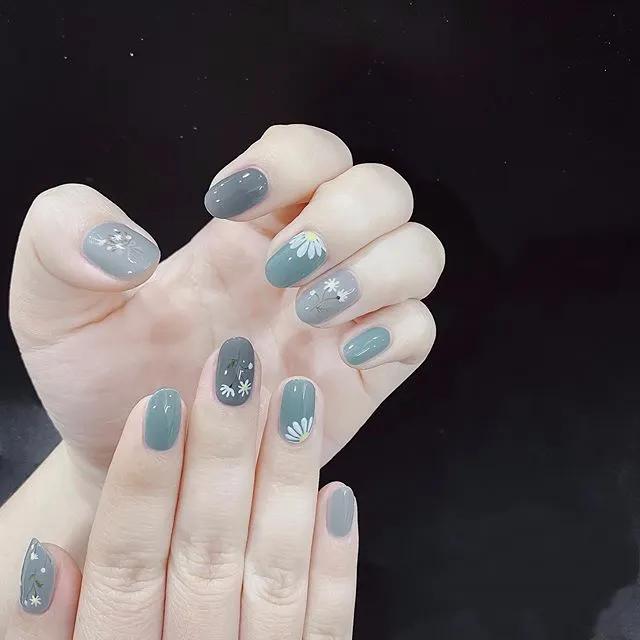 初春花卉美甲專(zhuān)場(chǎng)，海量款式讓你陶醉