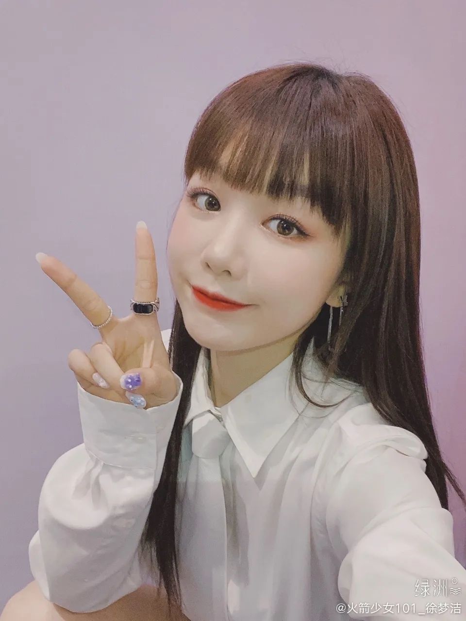 Lisa、宋妍霏……同款美甲，我都給你們扒出來了！