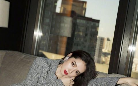 化妝：郭碧婷深夜發(fā)文暴露心聲，網(wǎng)友：豪門路不好走……