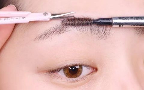 眉毛怎么都畫不好？你需要新手化妝專屬的畫眉教程！