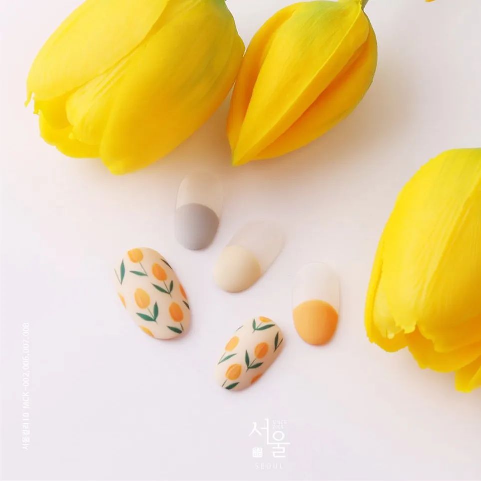韓式花花美甲清新又可愛
