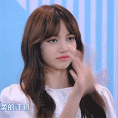 Lisa、宋妍霏……同款美甲，我都給你們扒出來了！