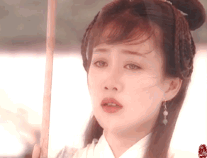 五官扁平，眼睛小，鼻子塌的女生怎么打扮才好看？