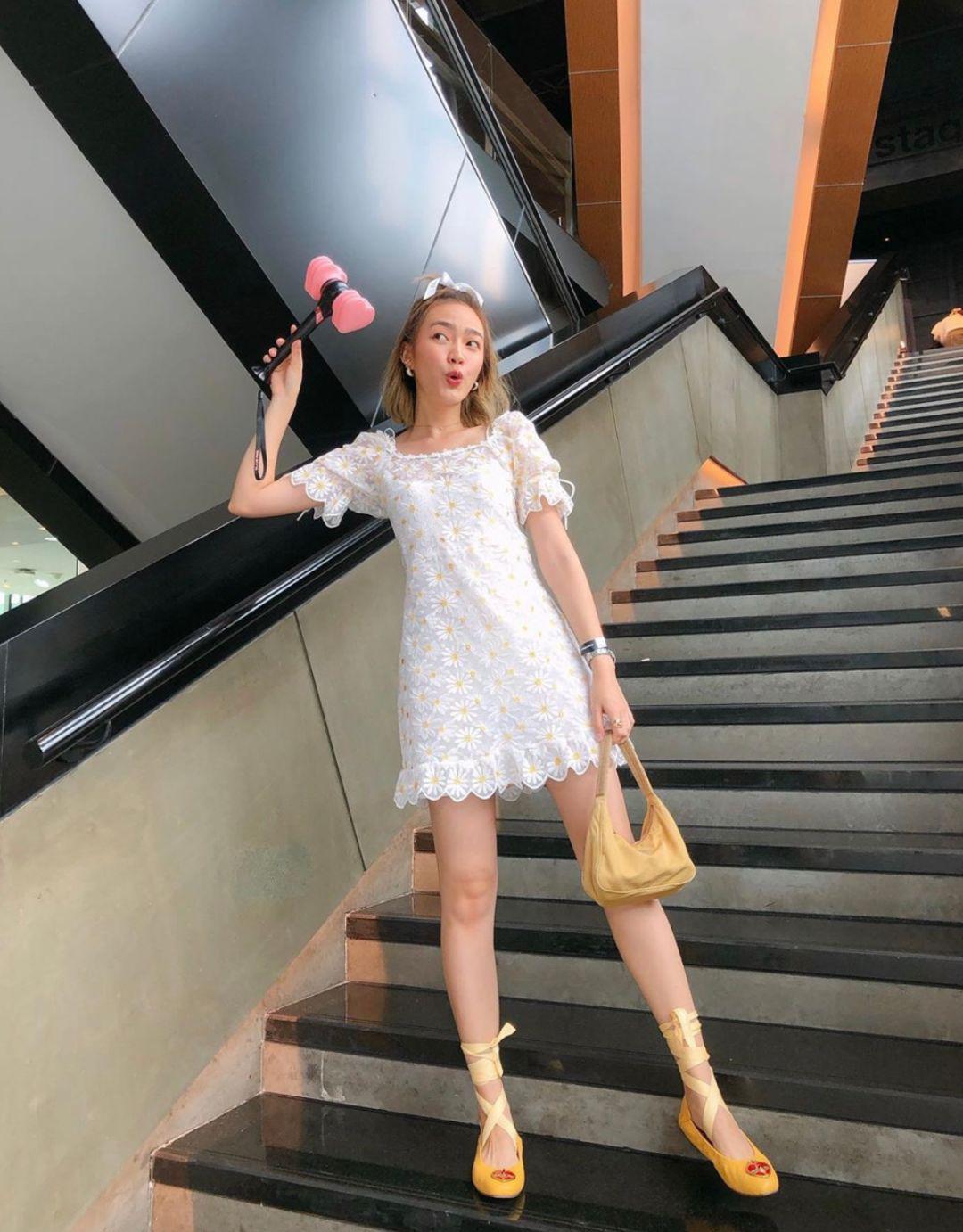 比“ 渣女裙 ”更經典的連衣裙！時髦精們都在穿！