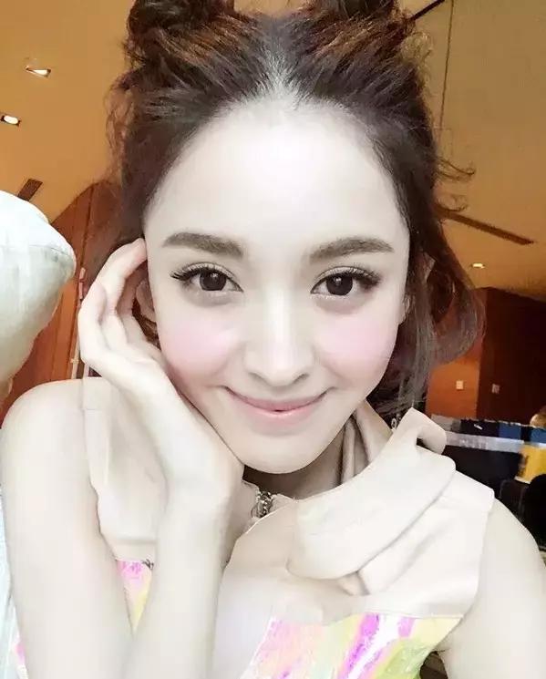 夏季妝容放大招，看完就變小仙女