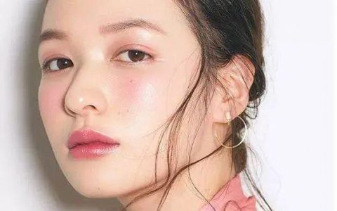 敢嘗試彩色眼影才是仙女