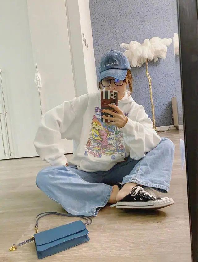 37歲吳昕變身穿搭博主，瘦下來(lái)以后衣品越來(lái)越在線，減齡又好看