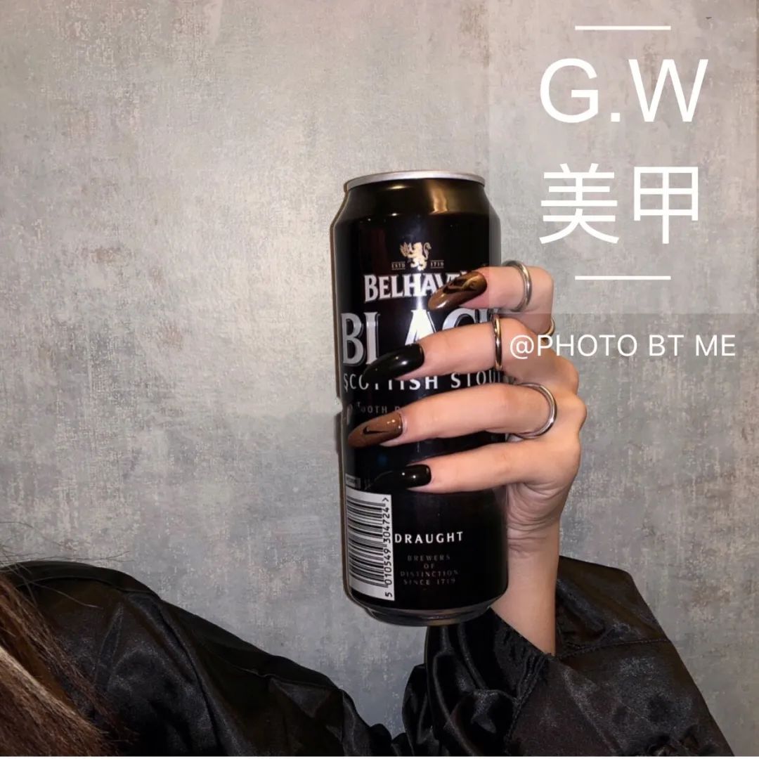 大牌風(fēng)logo美甲看起來美爆了