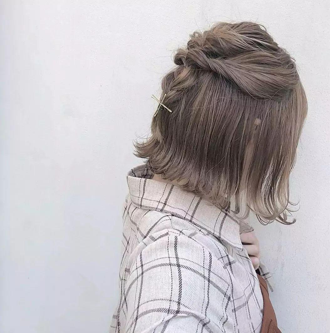 出街必備的仙女發(fā)型，時髦又清爽