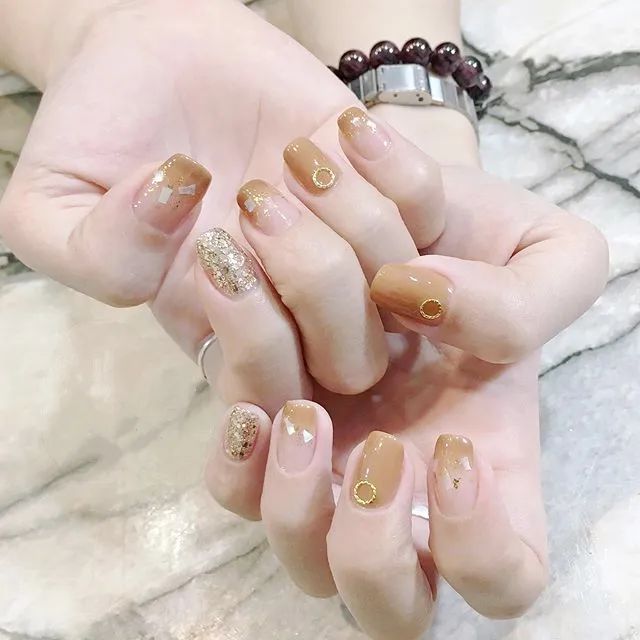 有選擇恐懼癥的仙女們，推薦一波小清新美甲拿好，收藏啦