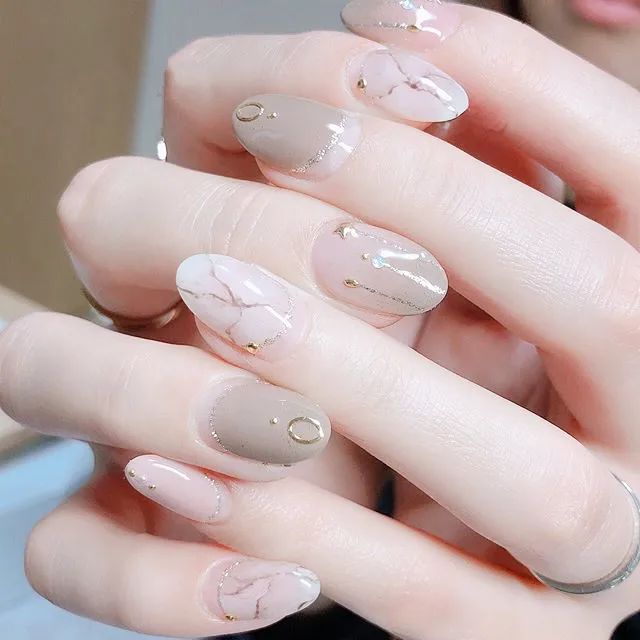 超美的夢(mèng)幻暈染美甲~顯白又好看
