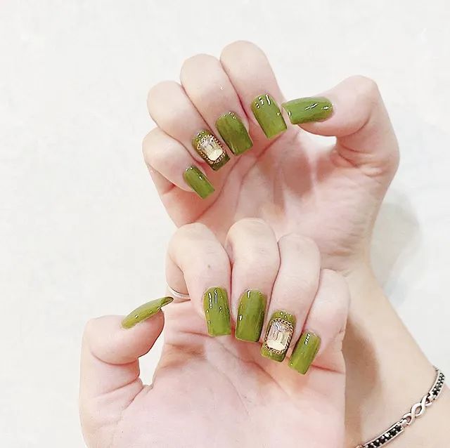6月份做什么美甲色能旺運？