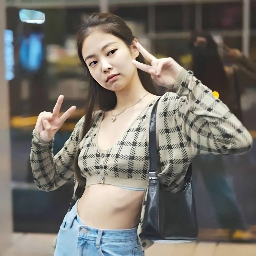新晉穿搭博主Hailey告訴你：原來甜辣女孩都是有套路的？