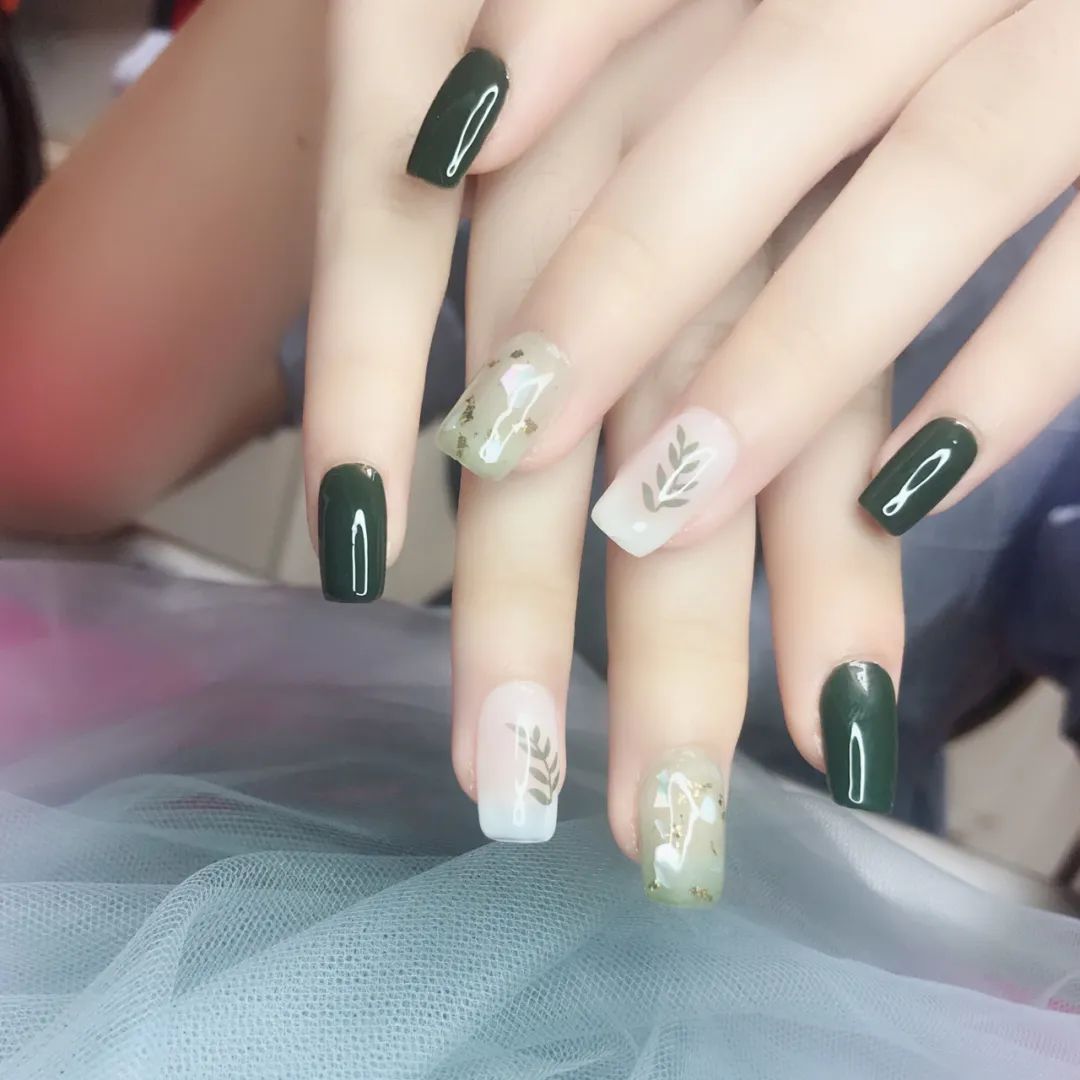 超顯手白！承包一個夏天的美甲全在這里了