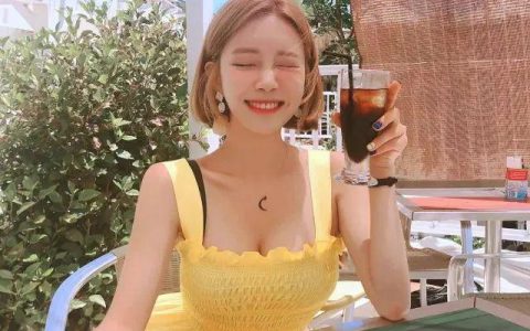 大胸女孩夏日穿搭！輕松hold住甜美小性感