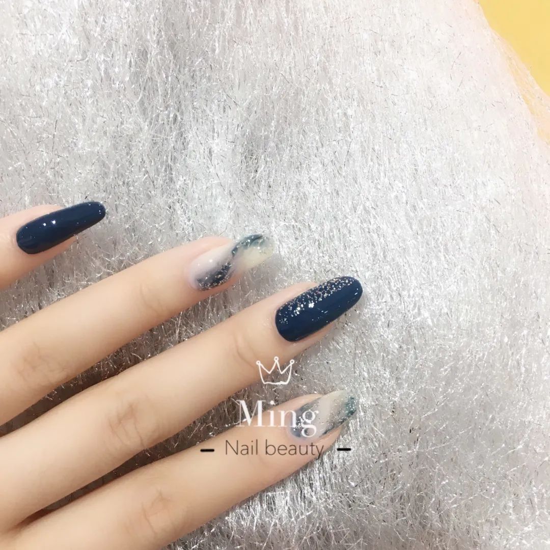 橢圓形指甲最適合的美甲款式！