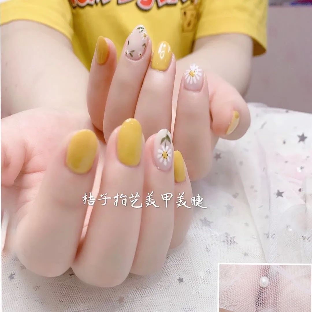 橢圓形指甲最適合的美甲款式！