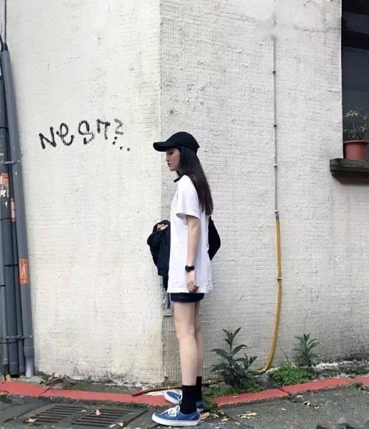 不得不說楊冪帶火的 “ 不穿褲子風 ”是真的好看