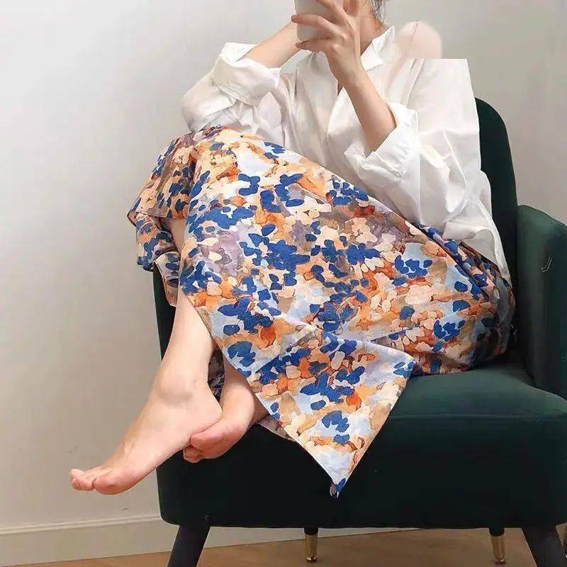 50%純純少女感 + 50%撩人小性感的 “ 純欲風(fēng) ” 穿搭也太好看了吧！