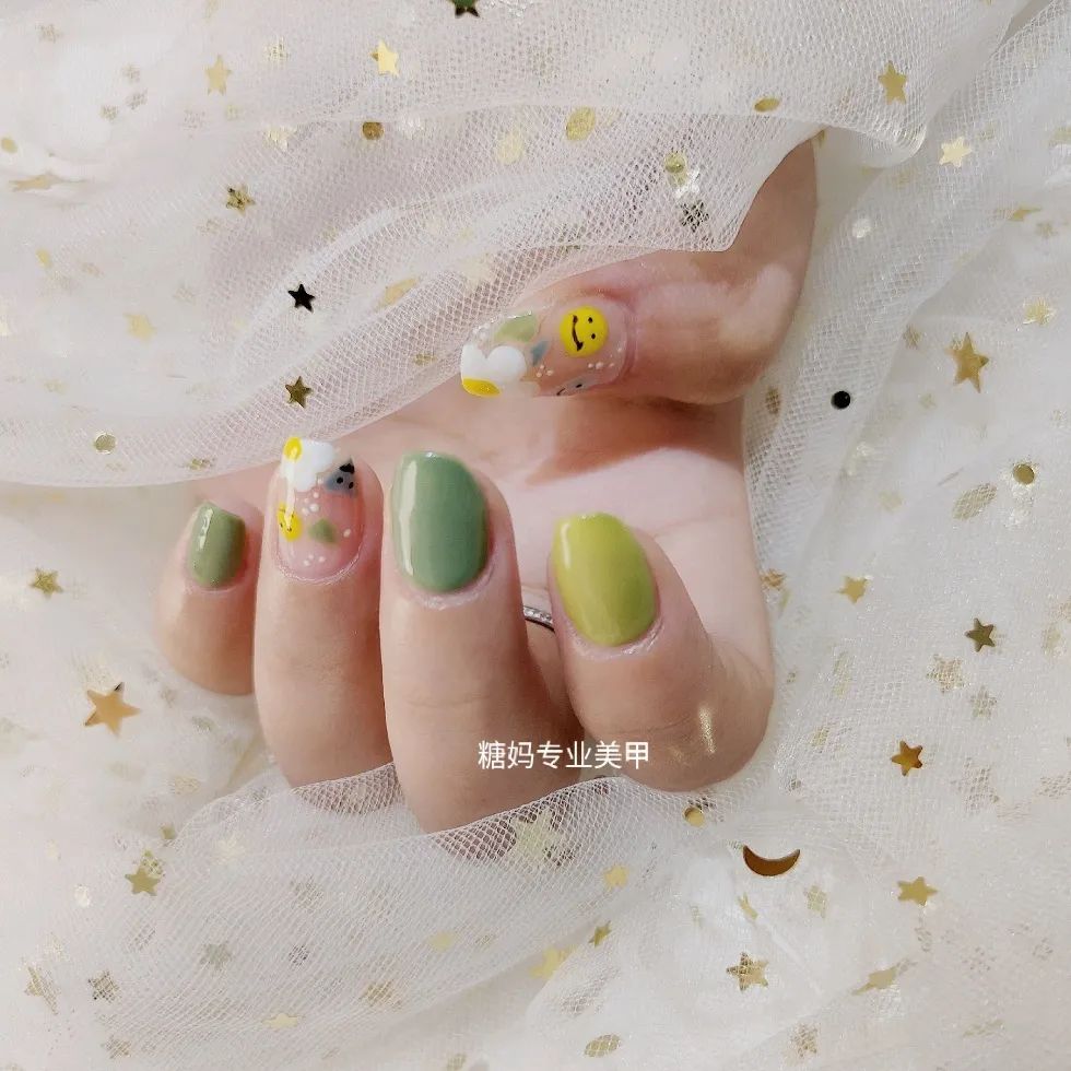高考完的第一件事，我選擇做美甲！
